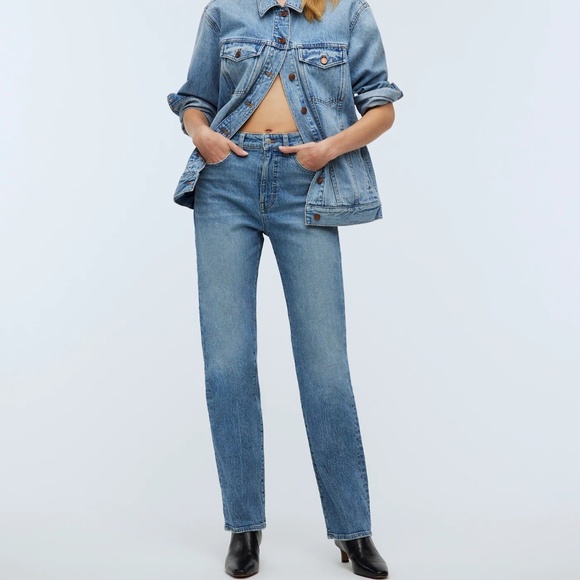 Madewell Denim - Madewell The 90's Straight Jeans - Rondell Wash, Size 32